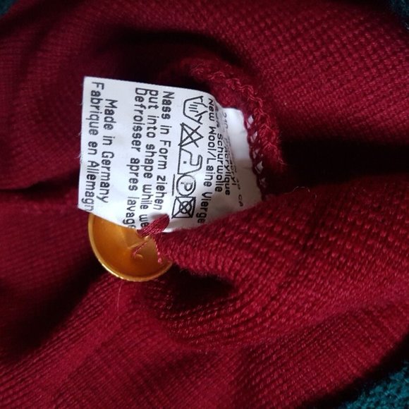 1990s Vintage Cozy Red and Green Wool Cardigan Size L, Vintage Red Cardigan - Picture 8 of 9